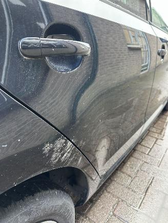 Volkswagen Up!  picture 23