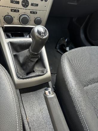 Opel Astra Opel Astra TwinTop 1.8 Cosmo picture 12