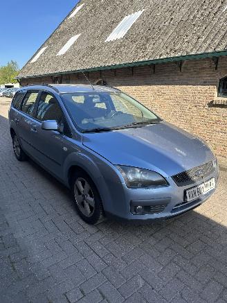 Ford Focus Ford Focus Wagon 1.6-16V Futura picture 3