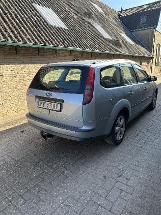 Ford Focus Ford Focus Wagon 1.6-16V Futura picture 4
