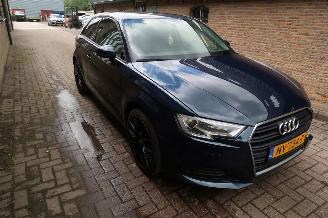 uszkodzony samochody osobowe Audi A3 Audi A3 1.4 TFSI CoD Pro Line 2017/6