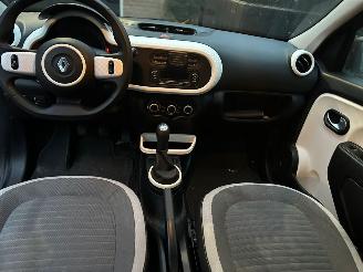 Renault Twingo 1.0 SCe Collection picture 19