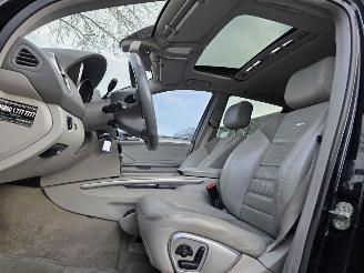 Mercedes ML 63 AMG Facelift Sch.Dak Camera Navi Luchtver. Memory Stoelkoeling Stoelverw. Trekhaak 375KW/510PK picture 12