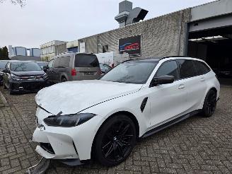 Schadeauto BMW M3 Competition M Carbon Int.+Extr. Head-Up Harman-Kardon Sfeerverl. Memory Surround-View Sport-Uitlaat 390KW/530PK 2024/10