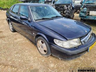 Vrakbiler auto Saab 9-3 9-3 I (YS3D), Hatchback, 1998 / 2002 2.0t 16V Ecopower 2000/10