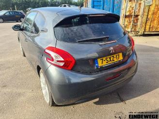 Peugeot 208 208 I (CA/CC/CK/CL), Hatchback, 2012 / 2019 1.0 Vti 12V PureTech picture 2