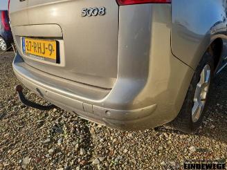 Peugeot 5008 5008 I (0A/0E), MPV, 2009 / 2017 1.6 VTI 16V picture 18