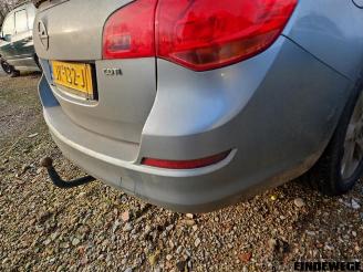 Opel Astra Astra J Sports Tourer (PD8/PE8/PF8), Combi, 2010 / 2015 1.7 CDTi 16V picture 17