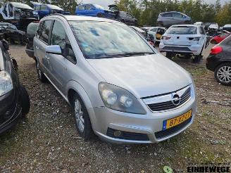  Opel Zafira Zafira (M75), MPV, 2005 / 2015 2.2 16V Direct Ecotec 2007/11