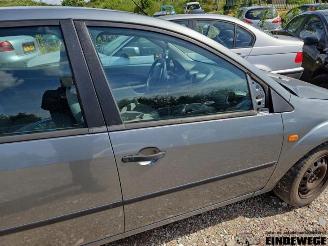 Ford Fiesta Fiesta 5 (JD/JH), Hatchback, 2001 / 2009 1.3 picture 13