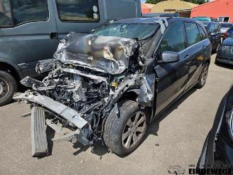 disassembly passenger cars Mercedes B-klasse B (W246), Hatchback, 2011 / 2018 1.6 B-180 BlueEFFICIENCY Turbo 16V 2013/9