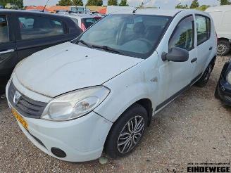Démontage voiture Dacia Sandero Sandero I (BS), Hatchback, 2008 / 2013 1.2 16V 2009/8