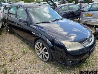 Ford Mondeo Mondeo III Wagon, Combi, 2000 / 2007 3.0 V6 24V ST220 picture 3