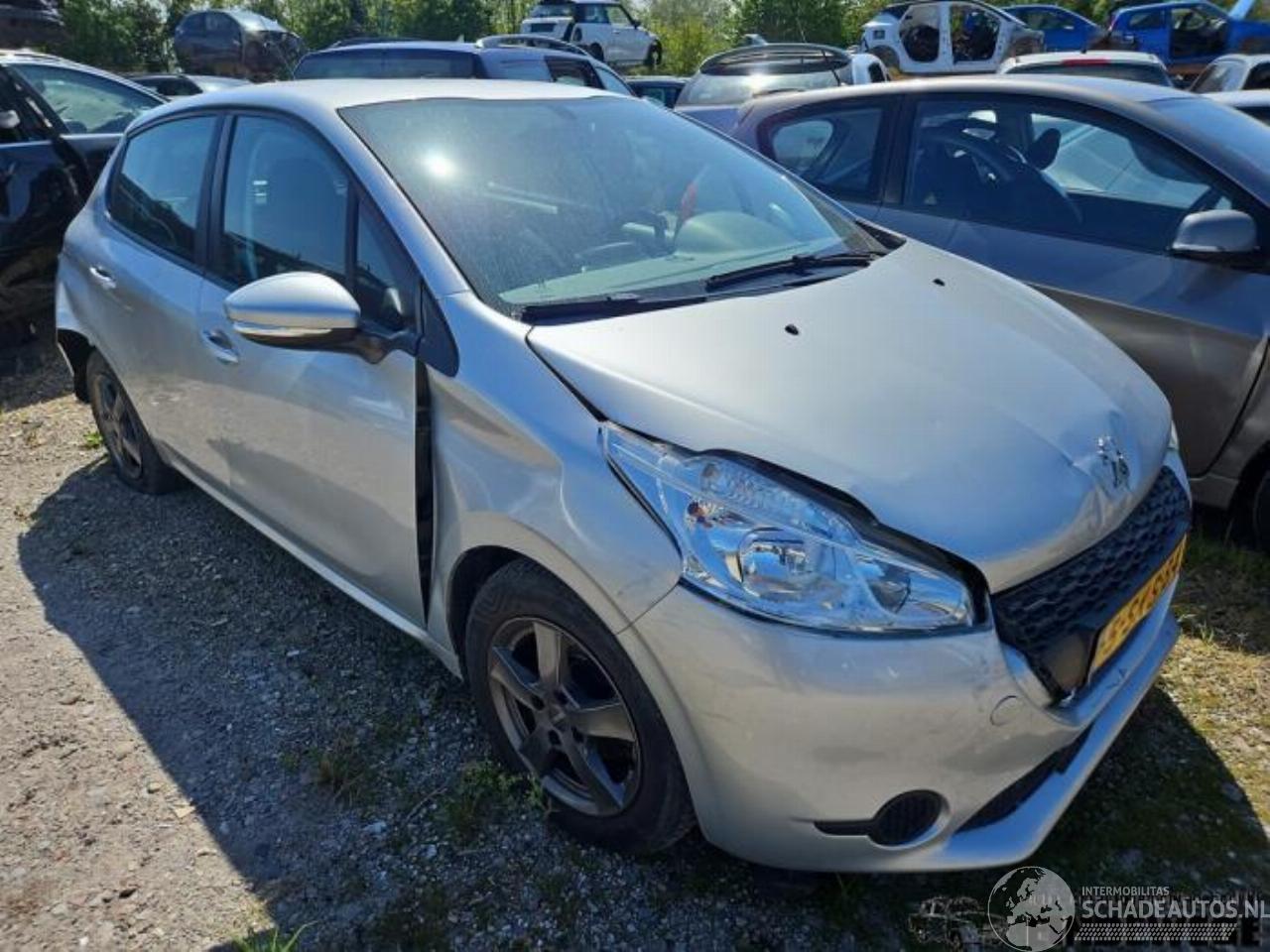 Peugeot 208 208 I (CA/CC/CK/CL), Hatchback, 2012 / 2019 1.2 Vti 12V PureTech 82
