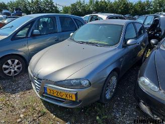 Vrakbiler auto Alfa Romeo 147 147 (937), Hatchback, 2000 / 2010 2.0 Twin Spark 16V 2008/1