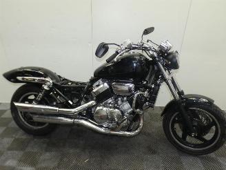 uszkodzony motocykle Honda VF 750 C 1994/6