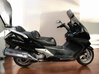 Schade scooter Honda  FJS SILVERWING 2007/7