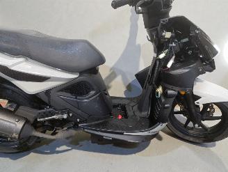 Kymco  SUPER 8 picture 13