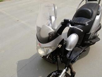 Kymco  GRAND DINK picture 7