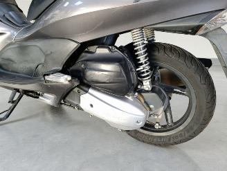 Honda  PCX picture 12