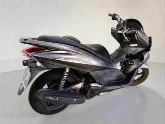 Honda  PCX picture 9