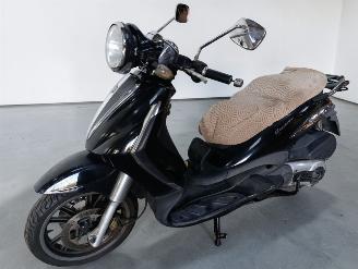 Piaggio  BEVERLY picture 9