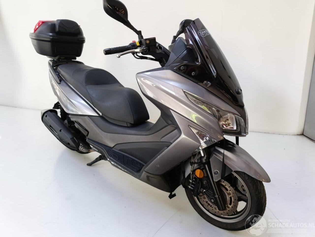 Kymco  X TOWN