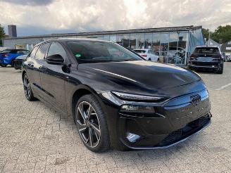  Audi A6 avant e-tron performance S line * AHK - KAM * 2025/3