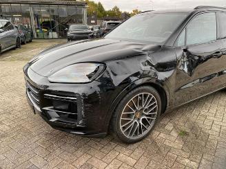 Porsche Cayenne Turbo E-Hybrid  *HEAD-UP - PANO - KAM* picture 14