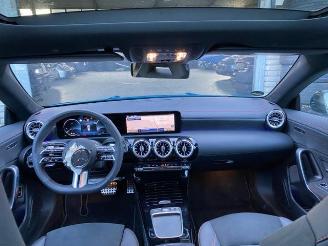 Mercedes Cla-klasse 200 SB AMG Line Advanced Plus PANO/KAM/NAVI picture 18