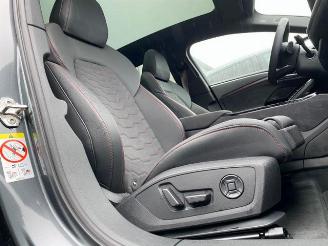 Audi S6 e-tron Avant quattro 370kW HUD/360/PANO/AHK picture 22