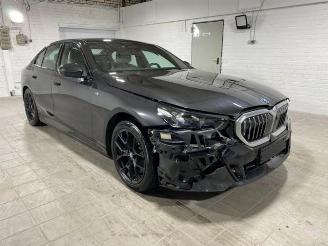 BMW 5-serie e M Sport Pano/AHK/B&W/360/HUD/Navi picture 3