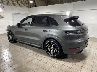 Schadeauto Porsche Cayenne Turbo E-Hybrid Keramik/Burmester/Pano 2024/9