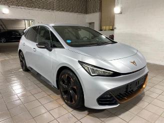 Schadeauto Cupra Born e-Boost 170kW/82 kWh HUD/KAM/NAVI 2023/3