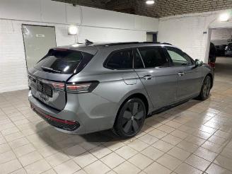 Volkswagen Passat Var. 1.5 e-Hybrid R-Line Leder/HUD/Pano picture 7