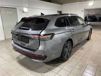 Volkswagen Passat Var. 1.5 e-Hybrid R-Line Leder/HUD/Pano picture 6