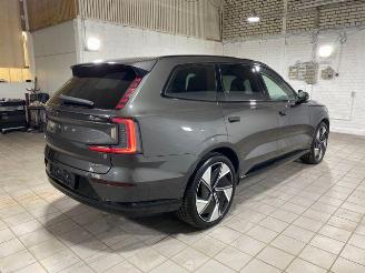 krockskadad bil auto Volvo EX90 Ultra Performance Twin Motor 7 Sitzer/Pano 2025/1