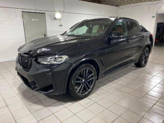 krockskadad bil auto BMW X4 M Competition HUD/H&K/AHK/Pano/Kam/Navi 2025/2