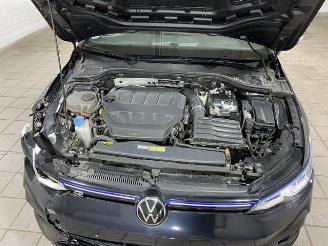 Volkswagen Golf R 4Motion picture 11