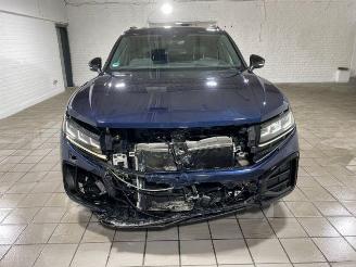 Volkswagen Touareg 3.0 TDI 4Motion R-Line STANDHZG/PANO/HUD picture 5