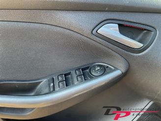 Ford Focus Focus 3, Hatchback, 2010 / 2020 1.0 Ti-VCT EcoBoost 12V 125 picture 12