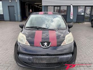 Peugeot 107 107, Hatchback, 2005 / 2014 1.0 12V picture 2