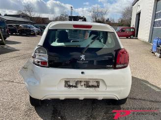 Peugeot 108 108, Hatchback, 2014 1.0 12V picture 6