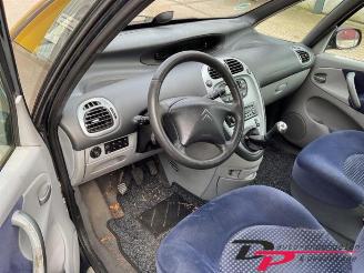 Citroën Xsara-picasso Xsara Picasso (CH), MPV, 1999 / 2012 1.8 16V picture 9