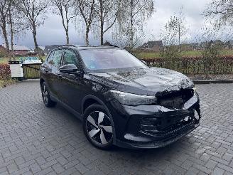 Damaged car Volkswagen Tiguan Tiguan 2.0TDI 110kW HUD AHK Camera Harman&Kardon 2025/3