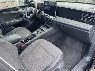 Volkswagen Tiguan Tiguan 2.0TDI 110kW HUD AHK Camera Harman&Kardon picture 17