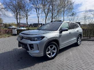 Coche accidentado Volkswagen Tayron Tayron 1.5 TSI eHybrid 150 kW Elegance PANO HUD Trekhaak VOL! 2025/3