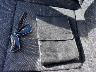 Volkswagen Golf Volkswagen Golf 8 Lim. eTSI Nardo Grey R-Line Nardo Grey picture 27