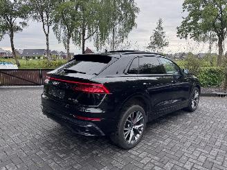  Audi Q8 Q8 60 TFSI e Quattro S-Line PANORAMA Luchtvering Trekhaak Leer HUD B&O VOL!! 2023/9