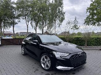 Damaged car Audi A3 A3 Sportback 40 TFSI e 150 kW S-Line Camera Trekhaak VOL VOL! 2026/1